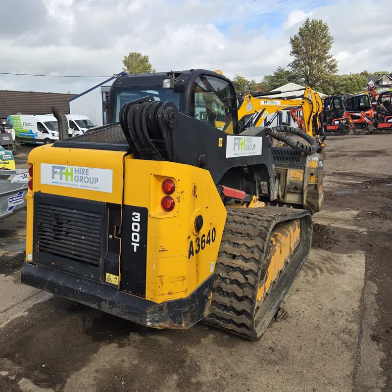 2016 JCB 300T Tracked Skid Steer – Supplied with Stone Crusher Attachment